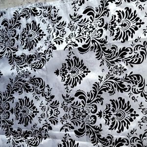 Table cloth/ fabric x4